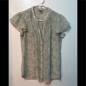H&M button up V neck blouse